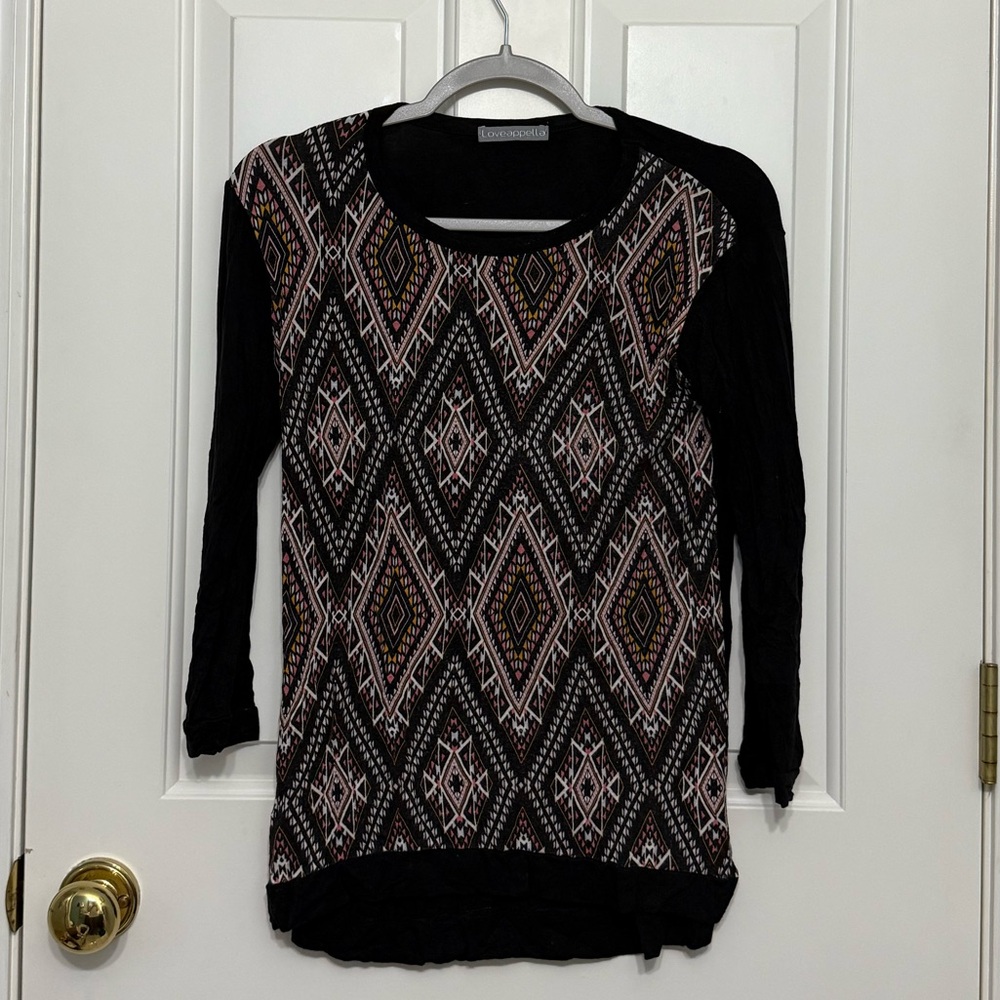 Loveappella Black and Pink Geometric Sweater